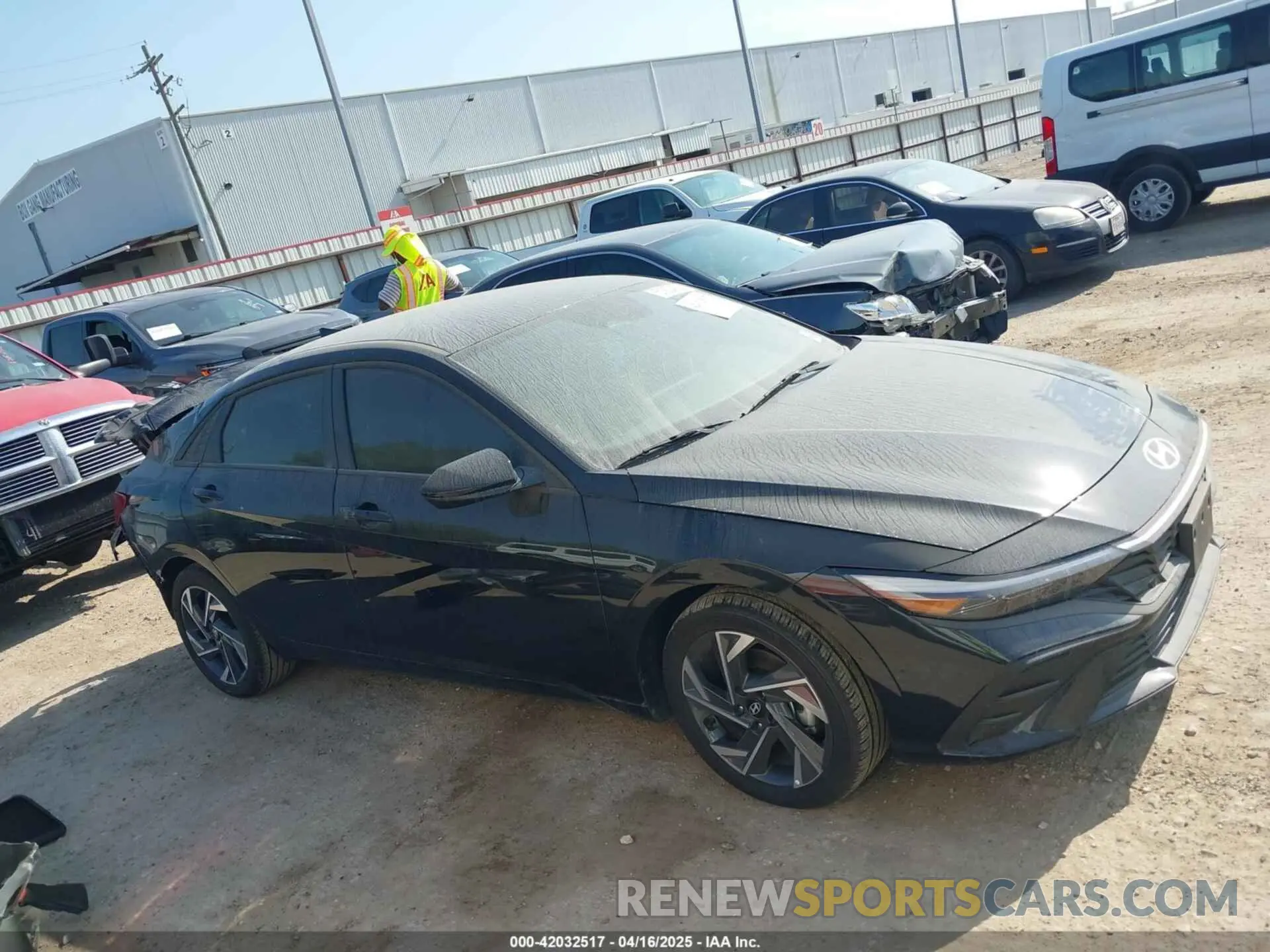 14 Photograph of a damaged car KMHLM4DG6SU917791 HYUNDAI ELANTRA 2025