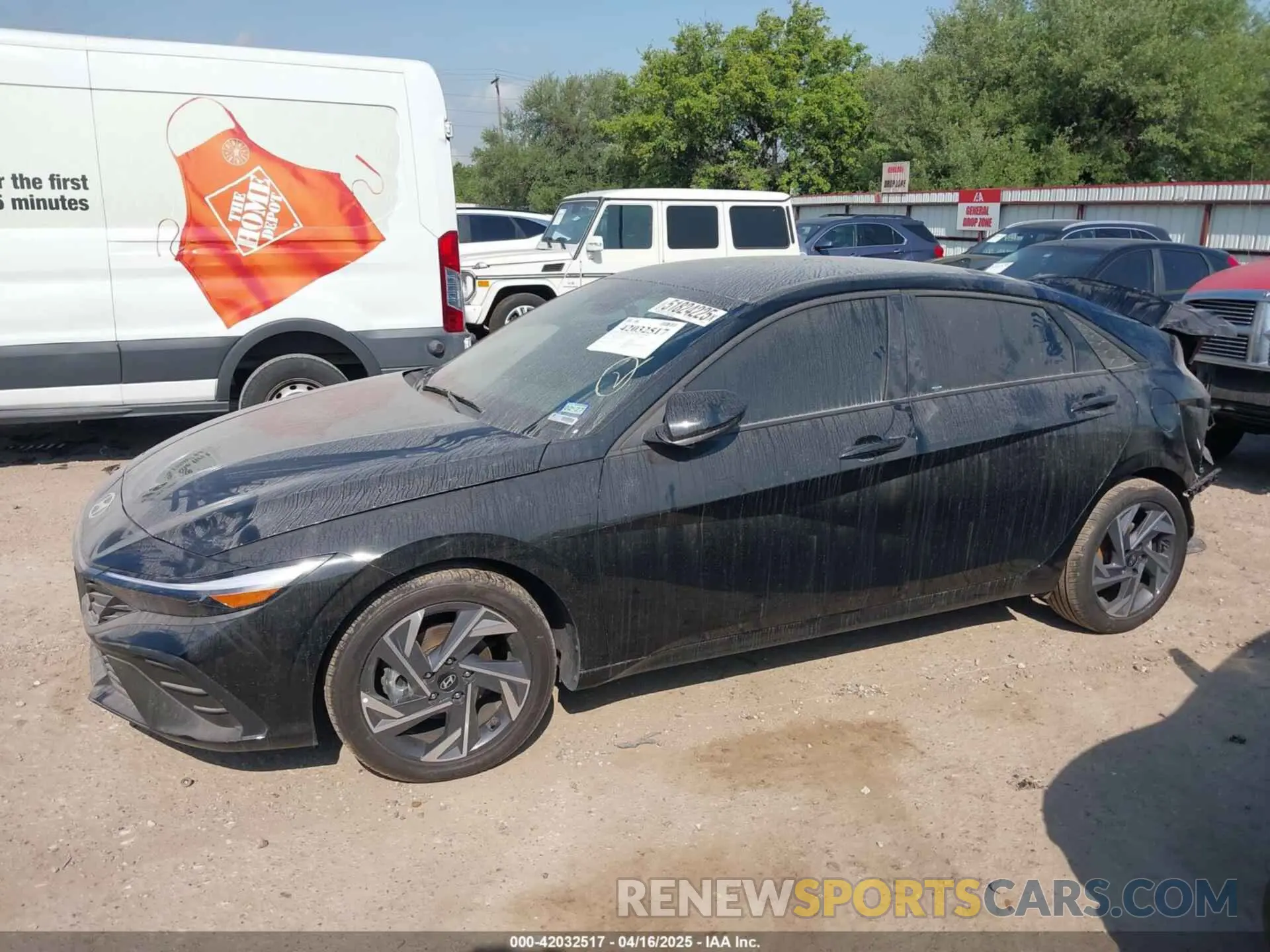 15 Photograph of a damaged car KMHLM4DG6SU917791 HYUNDAI ELANTRA 2025