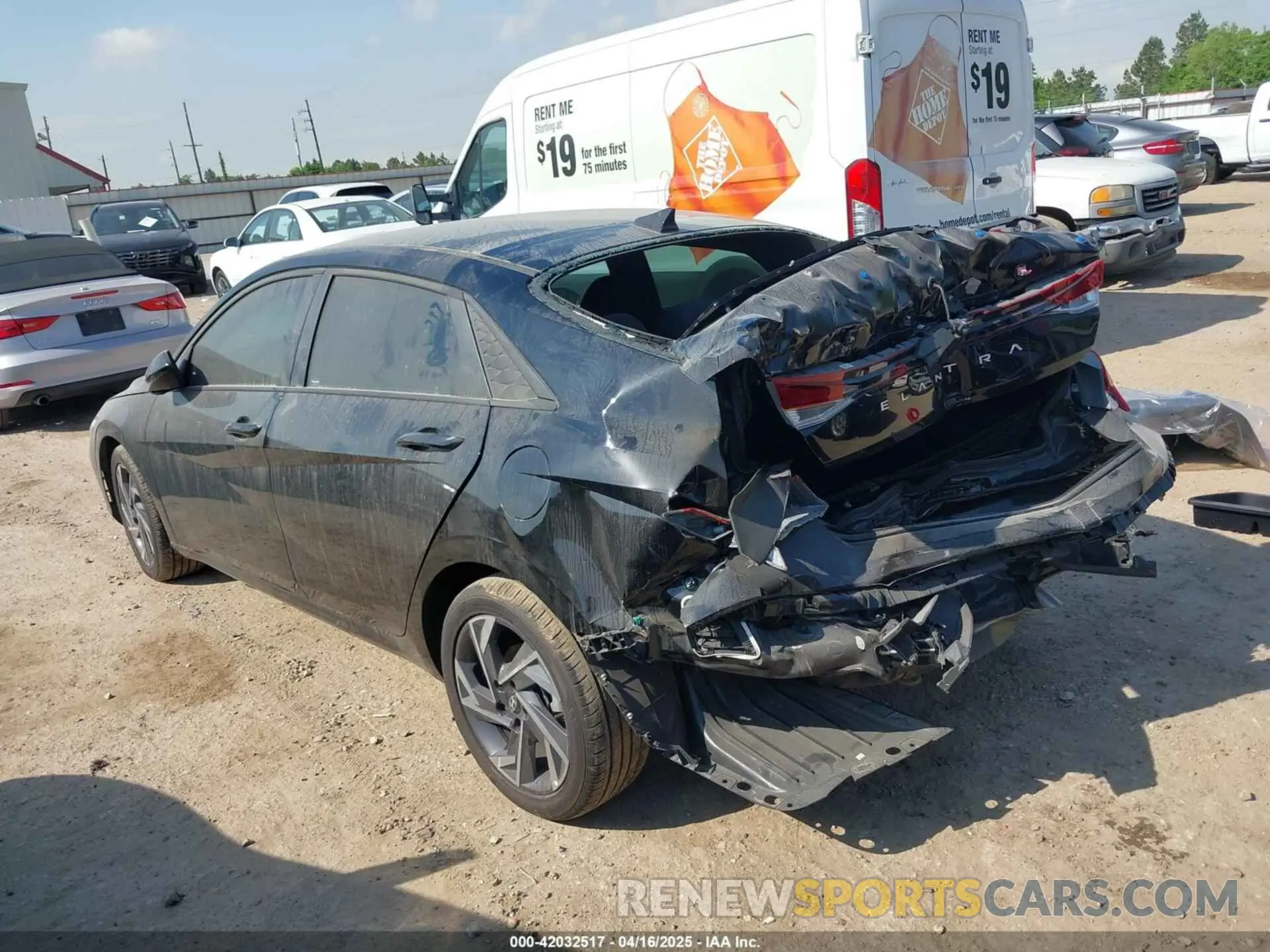 3 Photograph of a damaged car KMHLM4DG6SU917791 HYUNDAI ELANTRA 2025