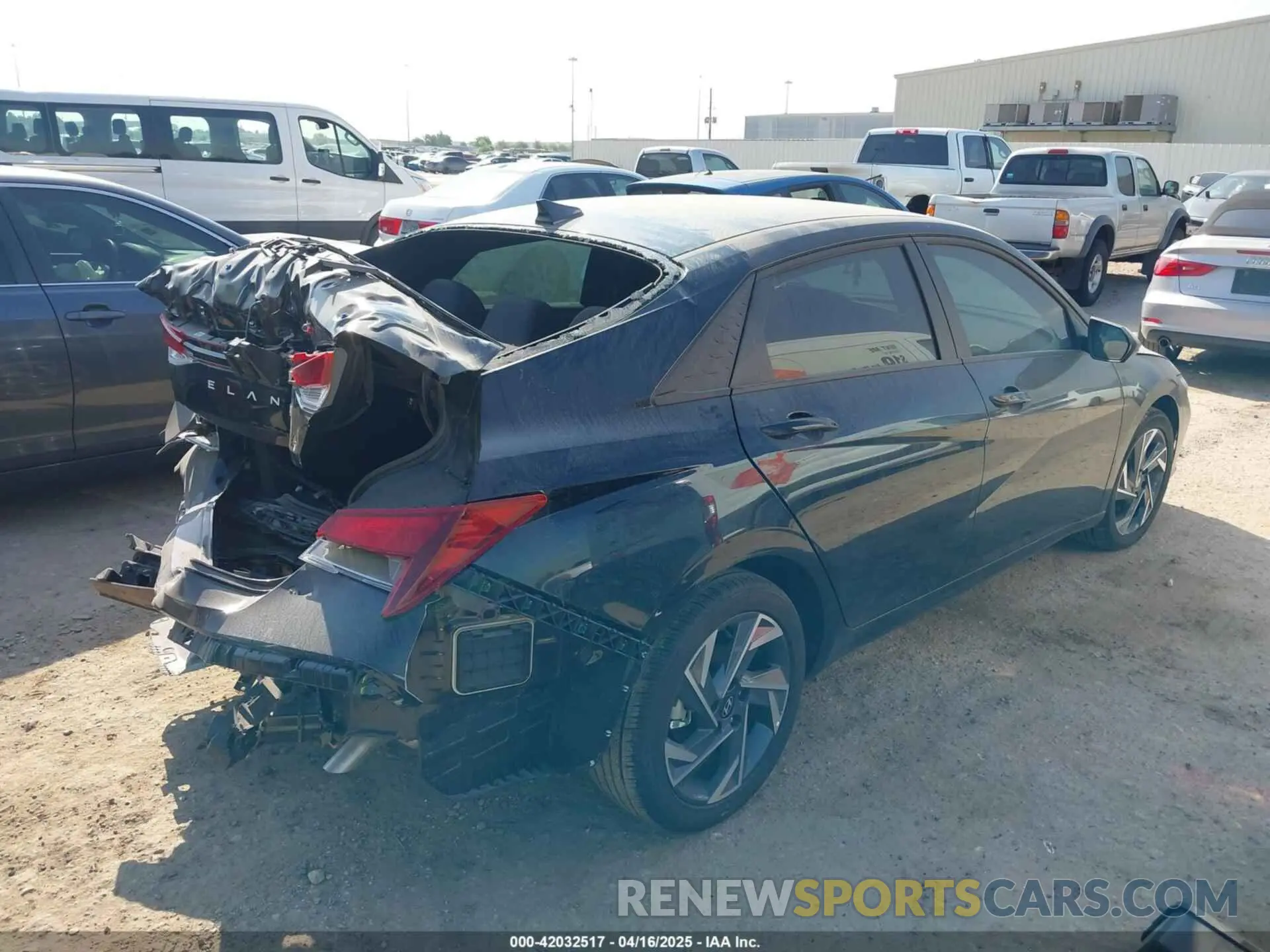 4 Photograph of a damaged car KMHLM4DG6SU917791 HYUNDAI ELANTRA 2025