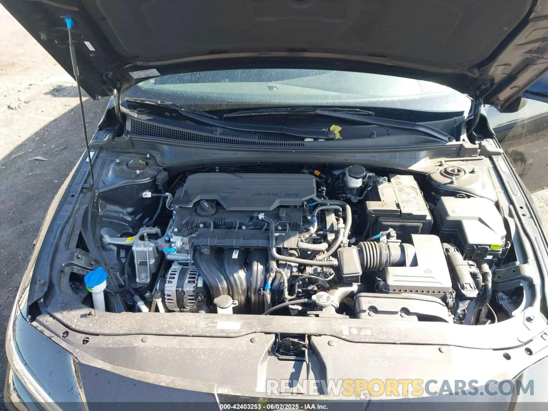 10 Photograph of a damaged car KMHLM4DG6SU933151 HYUNDAI ELANTRA 2025