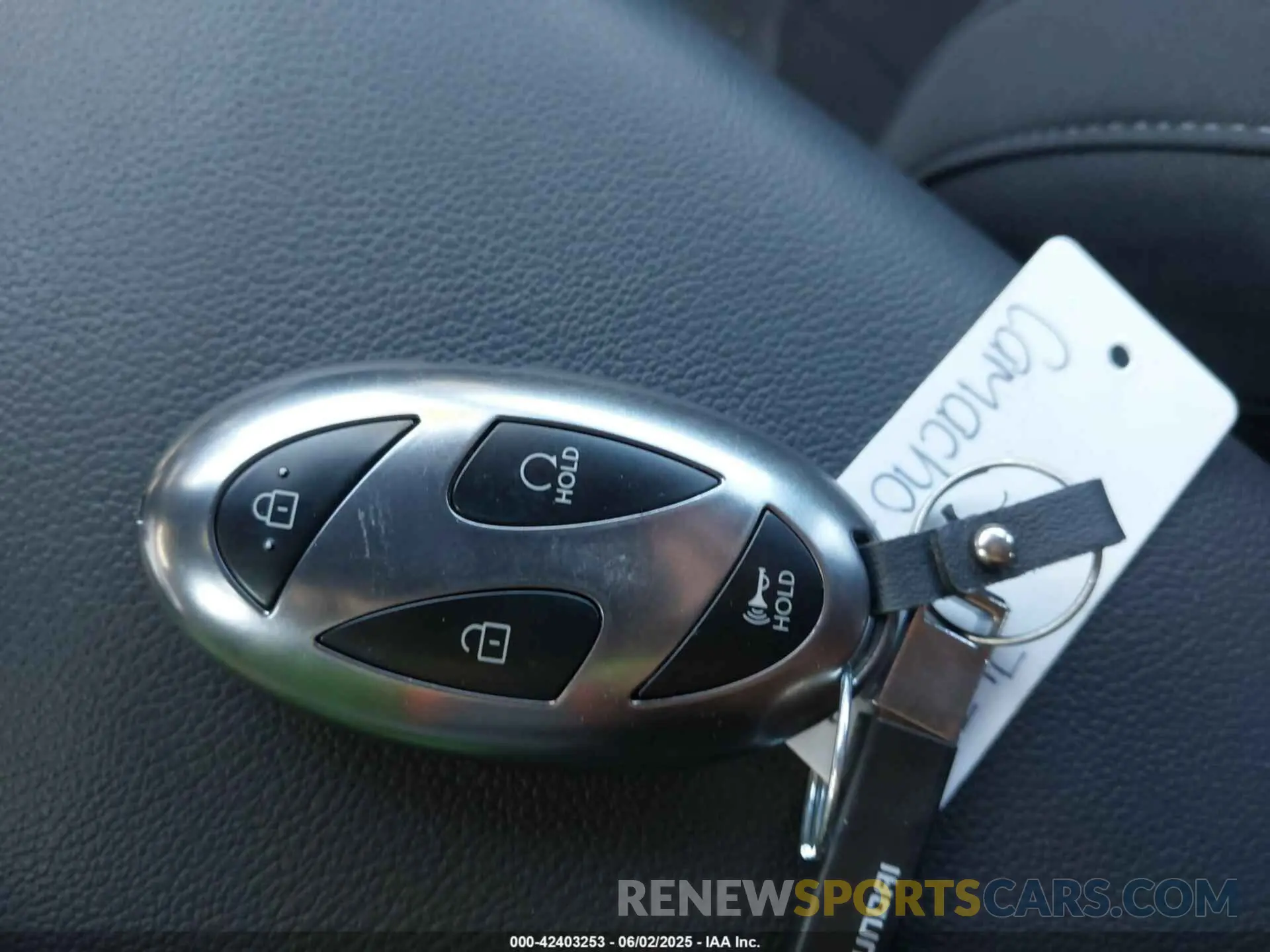 11 Photograph of a damaged car KMHLM4DG6SU933151 HYUNDAI ELANTRA 2025