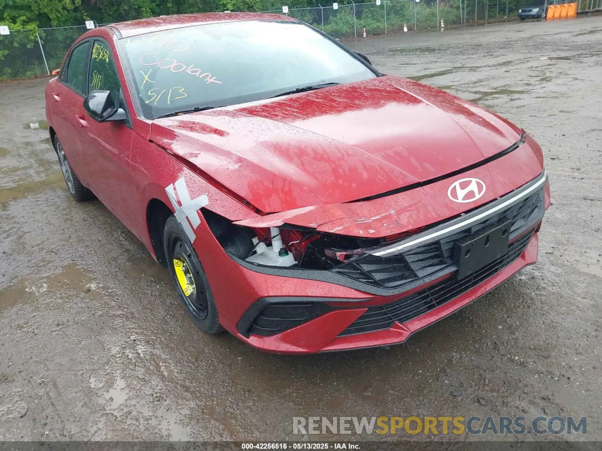 17 Photograph of a damaged car KMHLM4DG6SU934817 HYUNDAI ELANTRA 2025