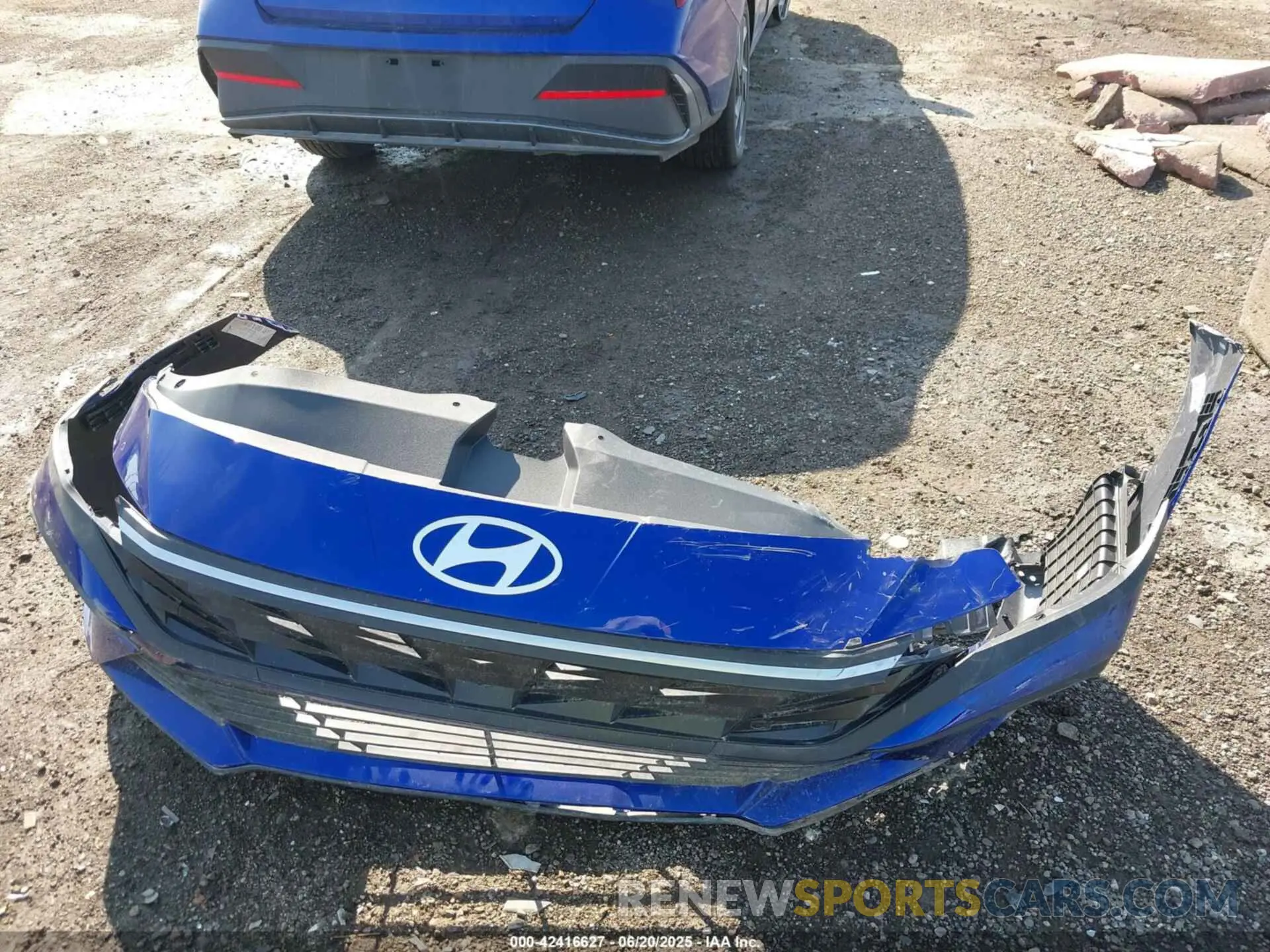 12 Photograph of a damaged car KMHLM4DG6SU995682 HYUNDAI ELANTRA 2025