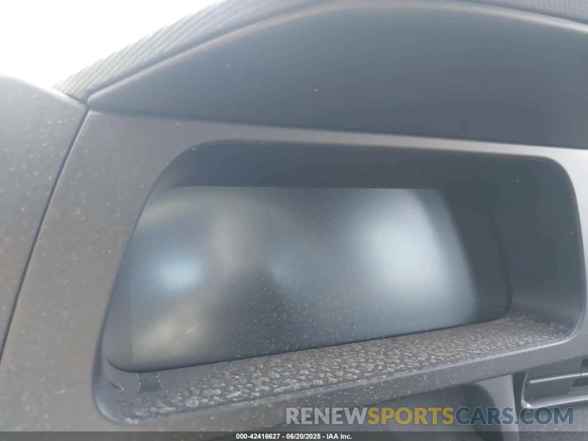 16 Photograph of a damaged car KMHLM4DG6SU995682 HYUNDAI ELANTRA 2025