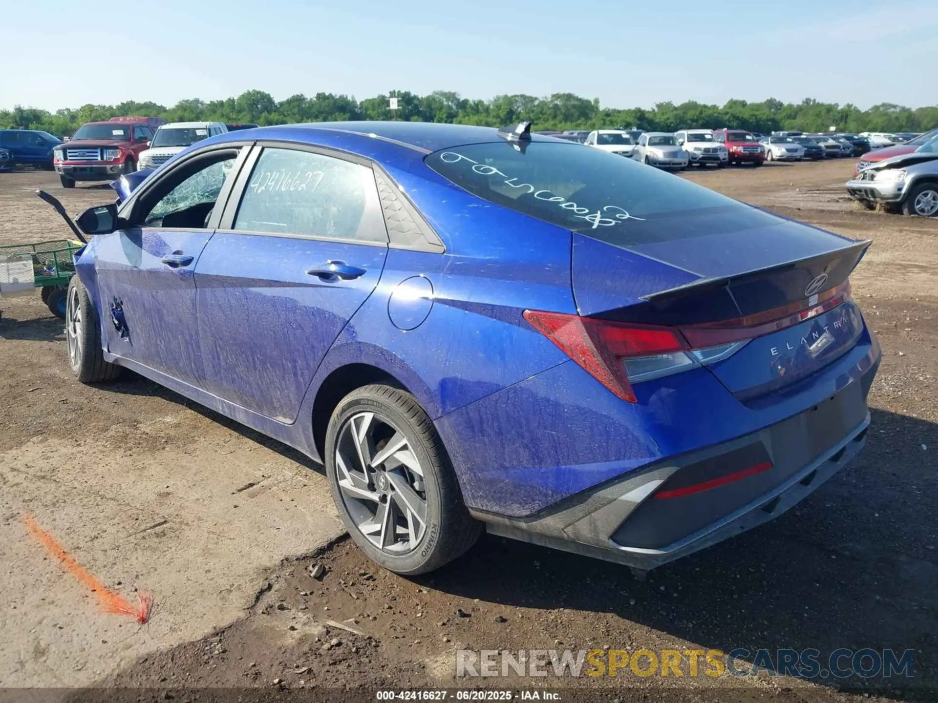 3 Photograph of a damaged car KMHLM4DG6SU995682 HYUNDAI ELANTRA 2025