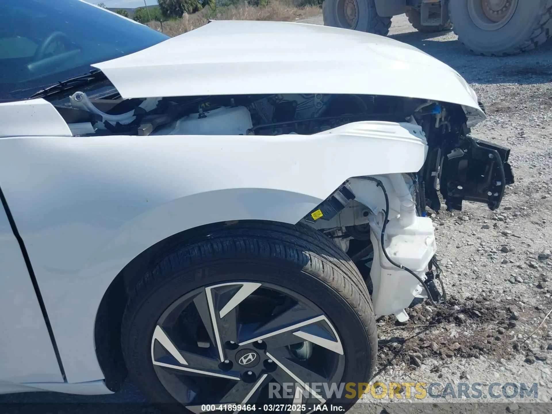 21 Photograph of a damaged car KMHLM4DG7SU903012 HYUNDAI ELANTRA 2025