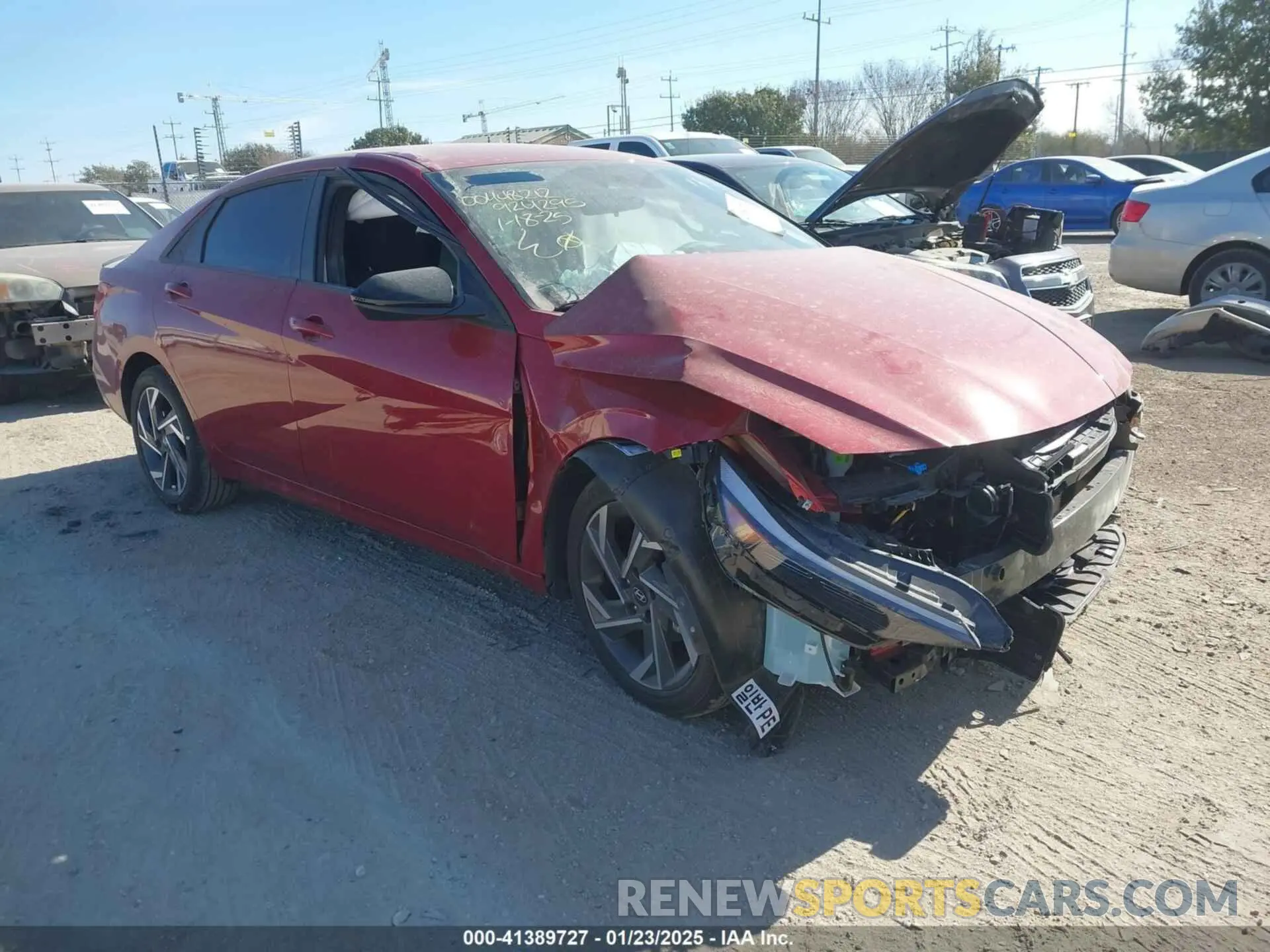 1 Photograph of a damaged car KMHLM4DG7SU924295 HYUNDAI ELANTRA 2025