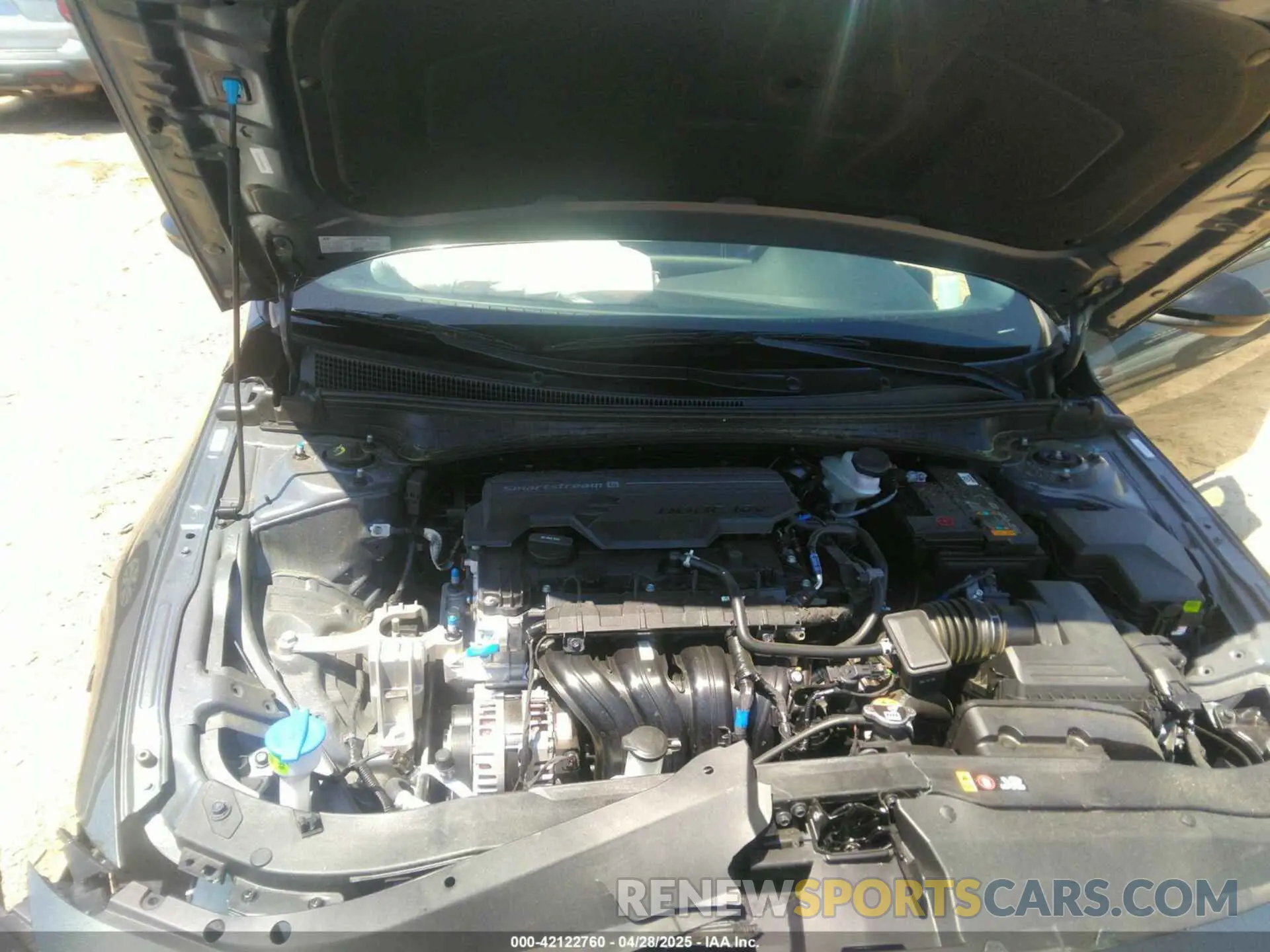 10 Photograph of a damaged car KMHLM4DG7SU927343 HYUNDAI ELANTRA 2025