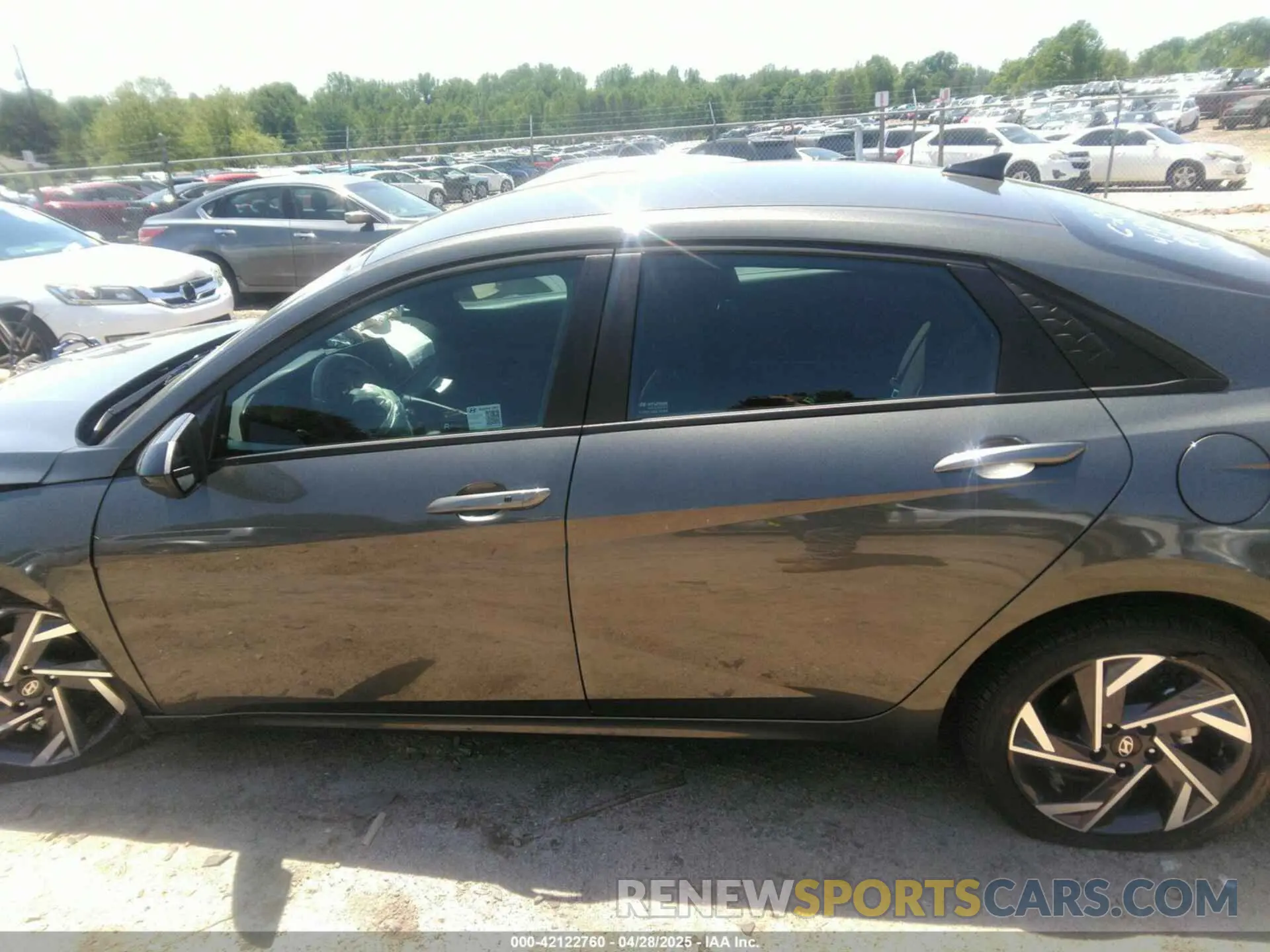 14 Photograph of a damaged car KMHLM4DG7SU927343 HYUNDAI ELANTRA 2025