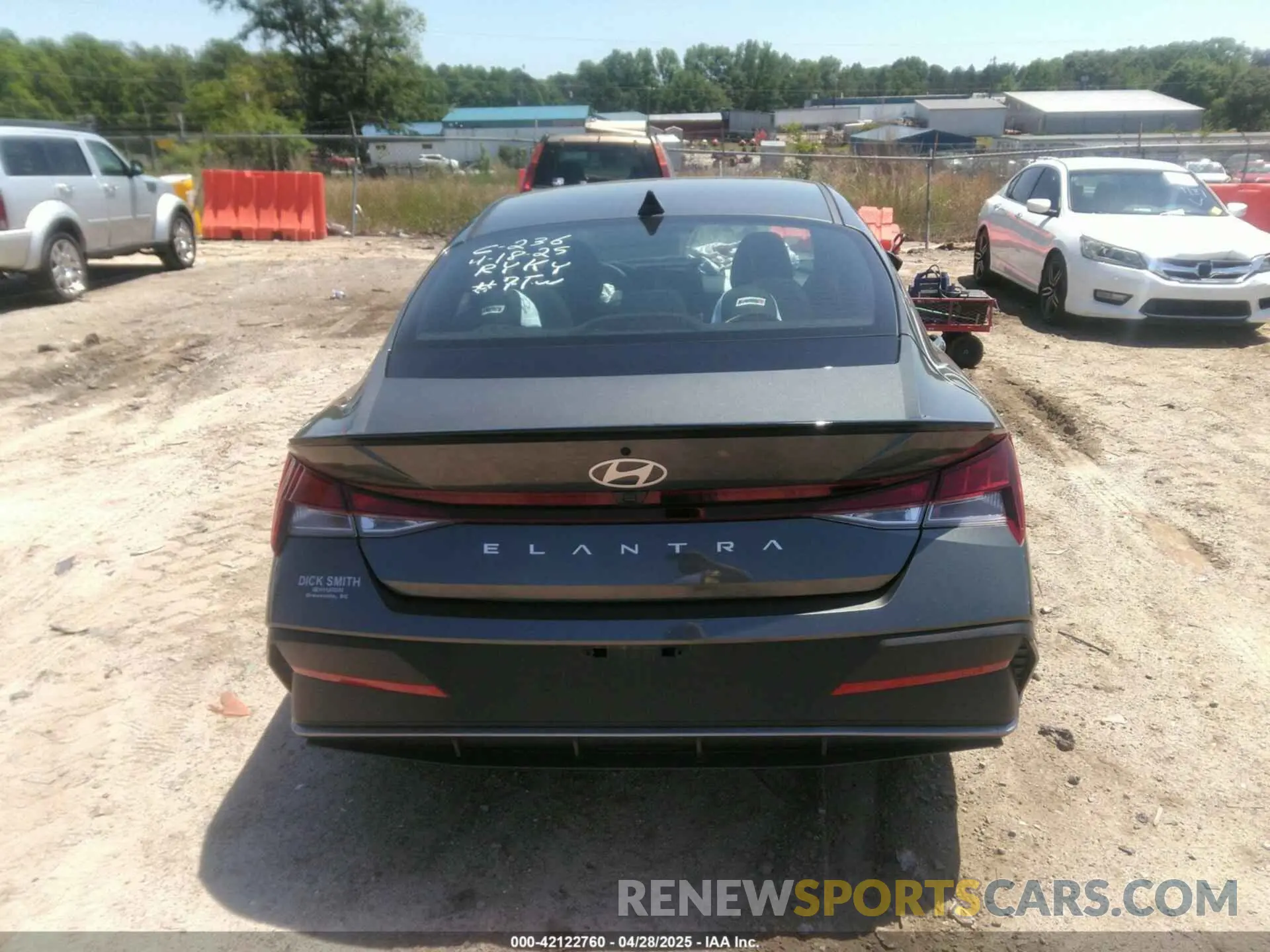 16 Photograph of a damaged car KMHLM4DG7SU927343 HYUNDAI ELANTRA 2025