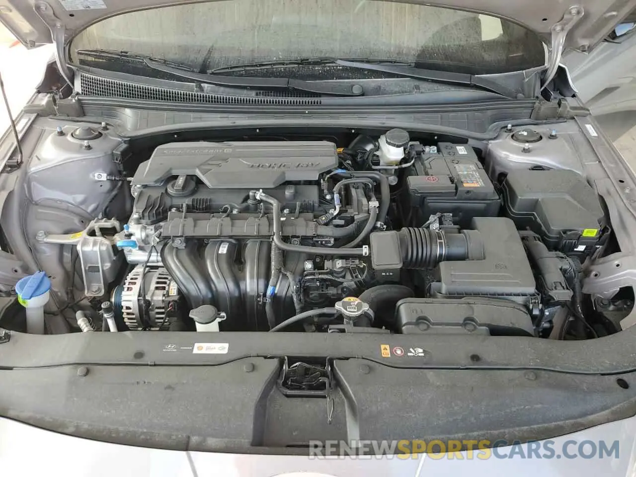 11 Photograph of a damaged car KMHLM4DG7SU929111 HYUNDAI ELANTRA 2025