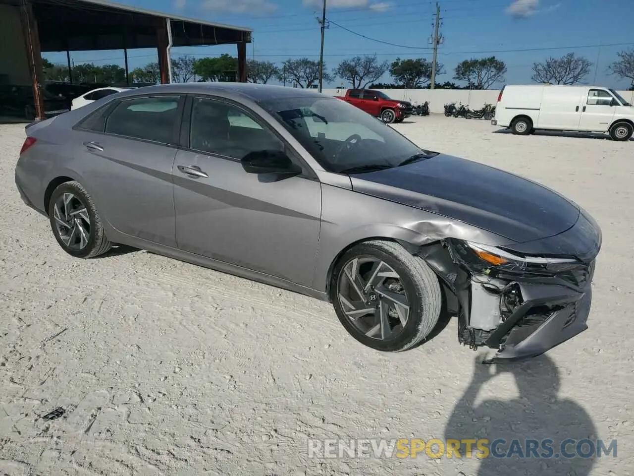 4 Photograph of a damaged car KMHLM4DG7SU929111 HYUNDAI ELANTRA 2025