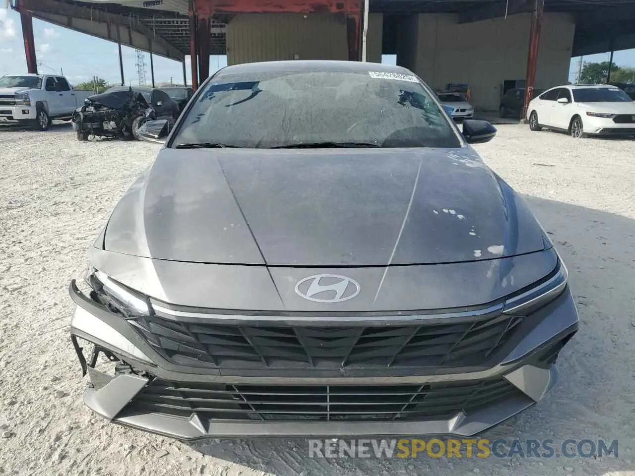 5 Photograph of a damaged car KMHLM4DG7SU929111 HYUNDAI ELANTRA 2025