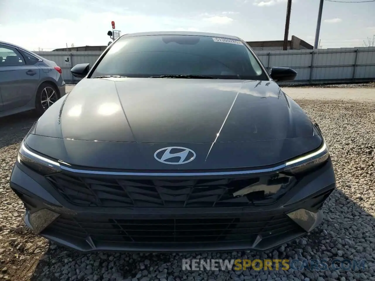 5 Photograph of a damaged car KMHLM4DG7SU932767 HYUNDAI ELANTRA 2025
