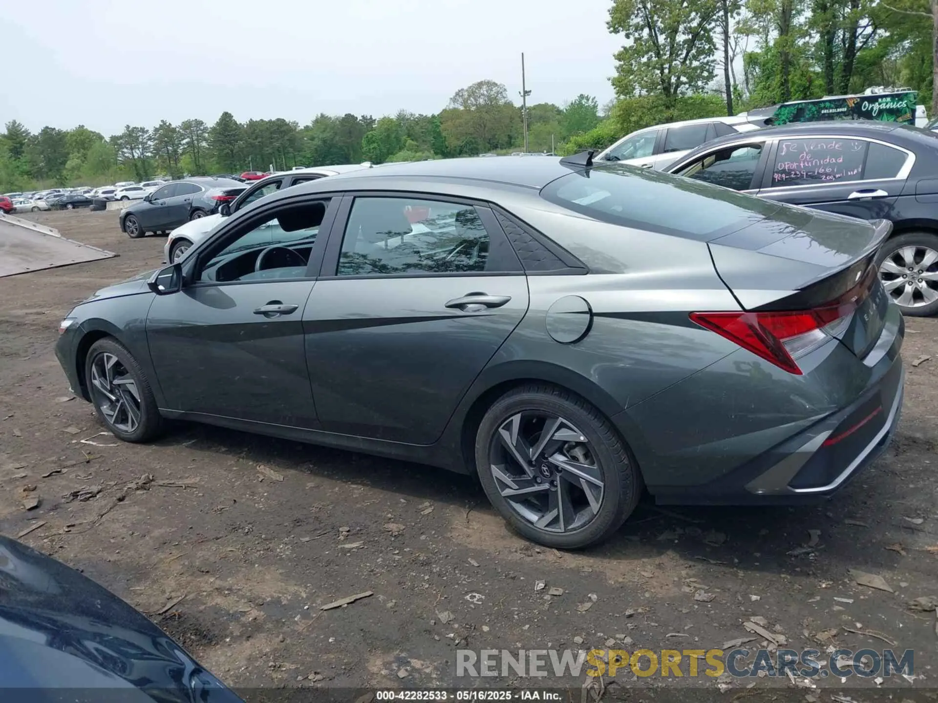 15 Photograph of a damaged car KMHLM4DG8SU874703 HYUNDAI ELANTRA 2025