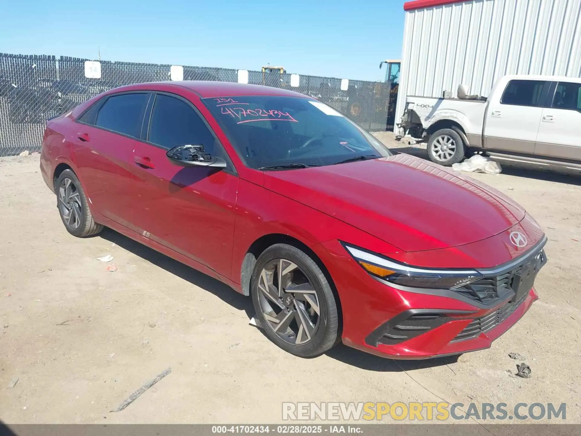 1 Photograph of a damaged car KMHLM4DG8SU877861 HYUNDAI ELANTRA 2025