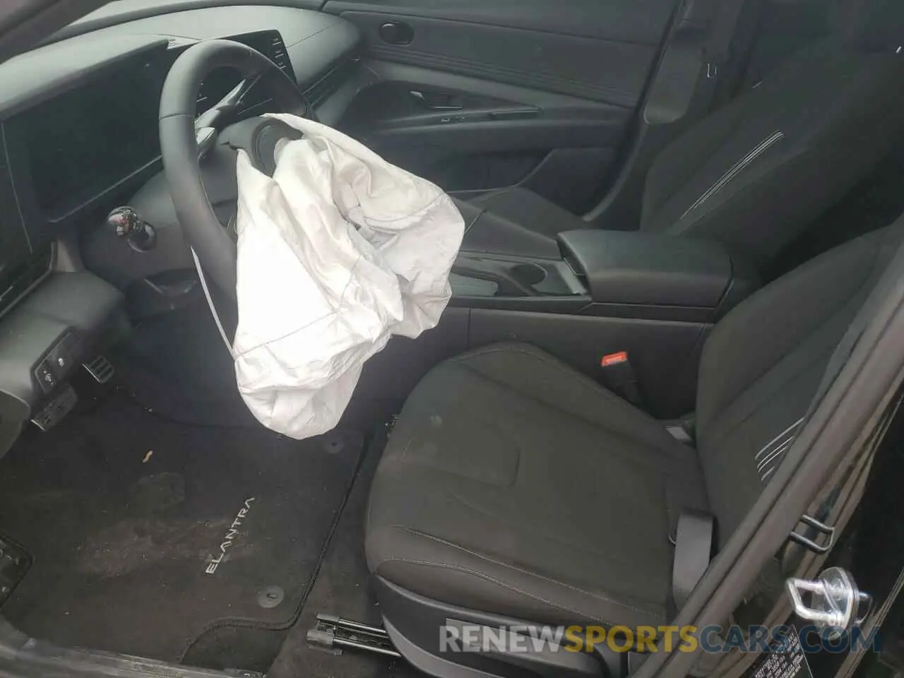 7 Photograph of a damaged car KMHLM4DG8SU898659 HYUNDAI ELANTRA 2025
