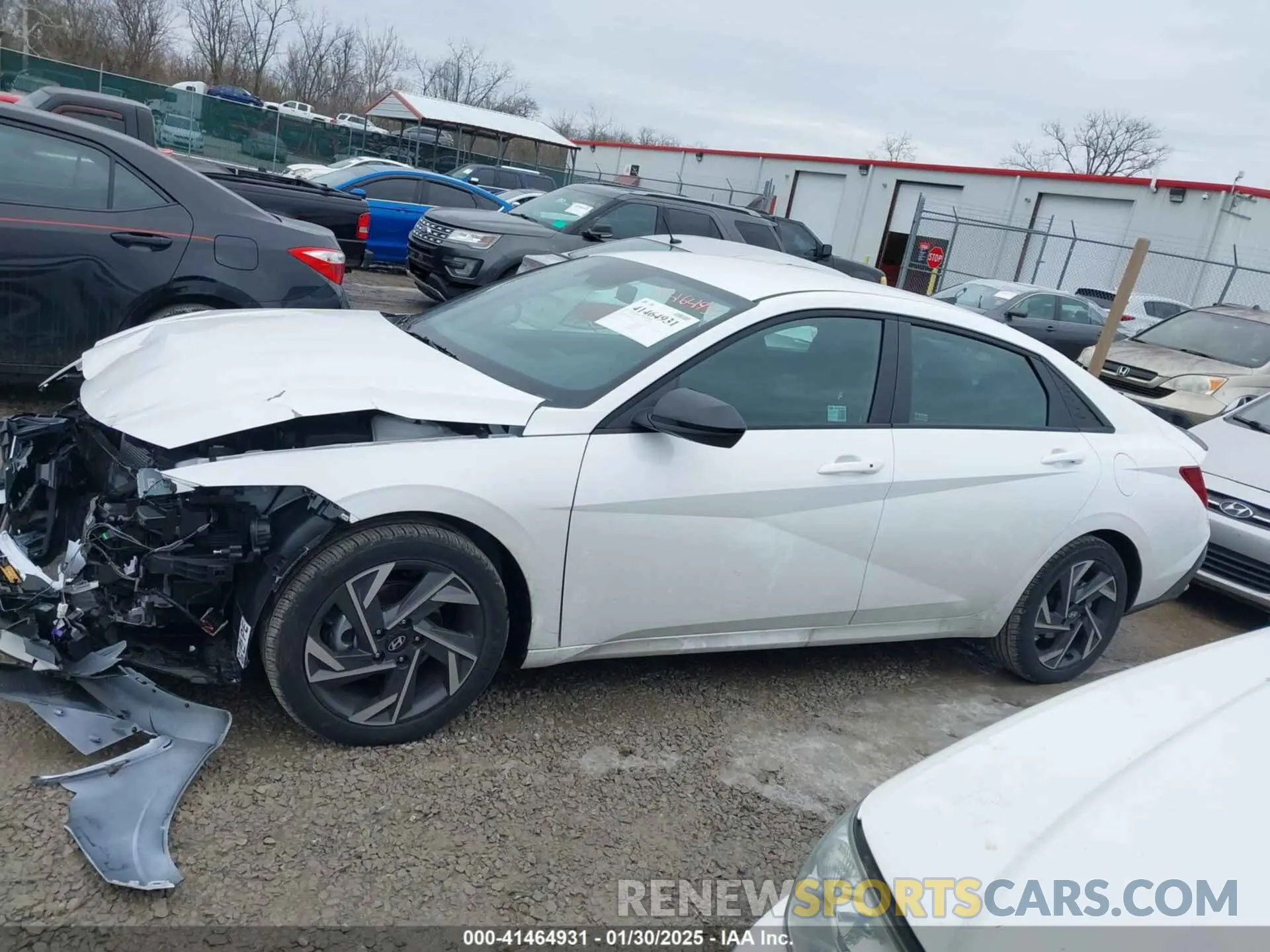 15 Photograph of a damaged car KMHLM4DG9SU881711 HYUNDAI ELANTRA 2025
