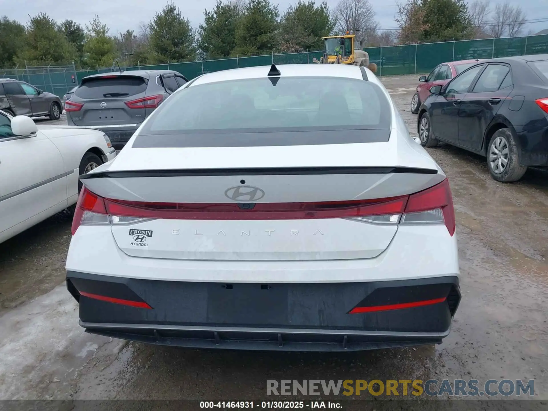 17 Photograph of a damaged car KMHLM4DG9SU881711 HYUNDAI ELANTRA 2025