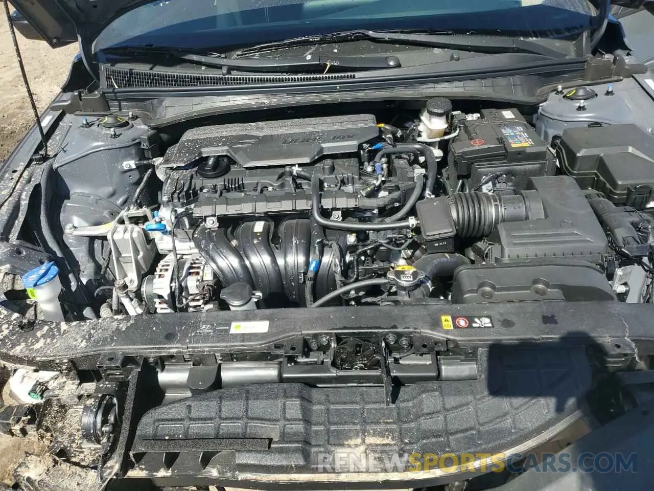 12 Photograph of a damaged car KMHLM4DG9SU935041 HYUNDAI ELANTRA 2025