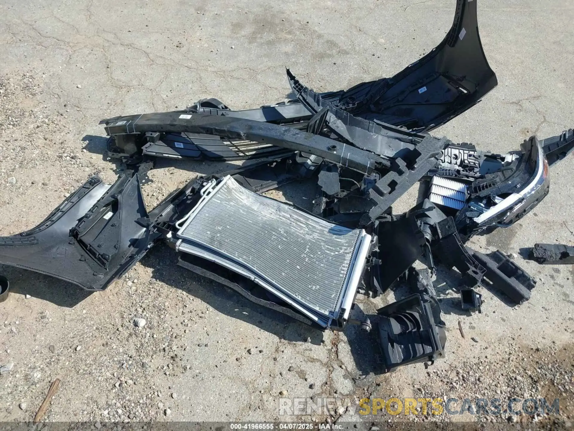 12 Photograph of a damaged car KMHLM4DG9SU975670 HYUNDAI ELANTRA 2025