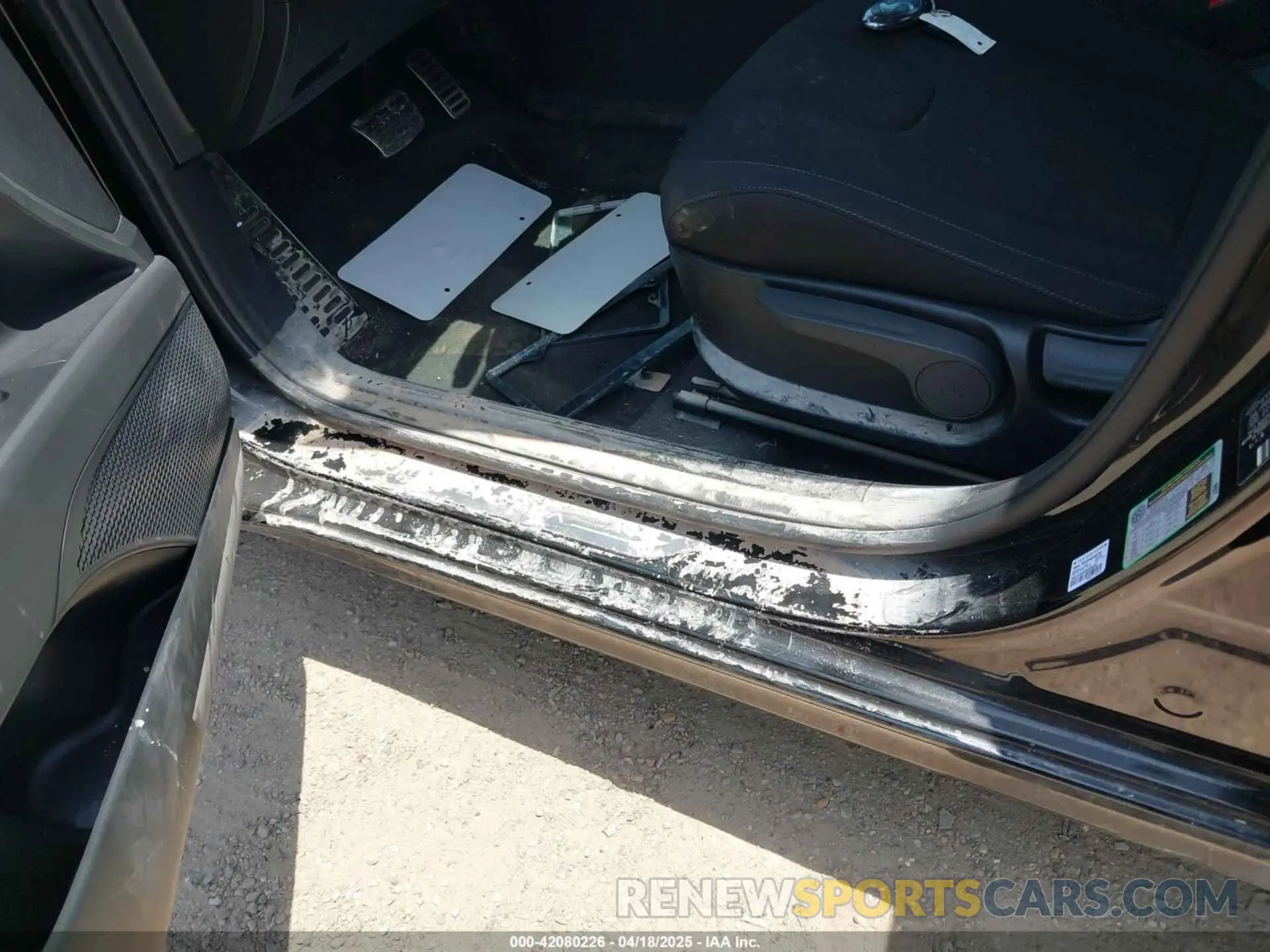 6 Photograph of a damaged car KMHLM4DGXSU863623 HYUNDAI ELANTRA 2025