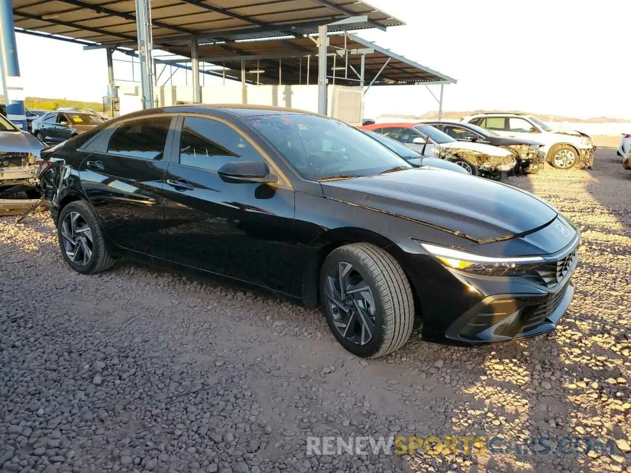 4 Photograph of a damaged car KMHLM4DGXSU868319 HYUNDAI ELANTRA 2025