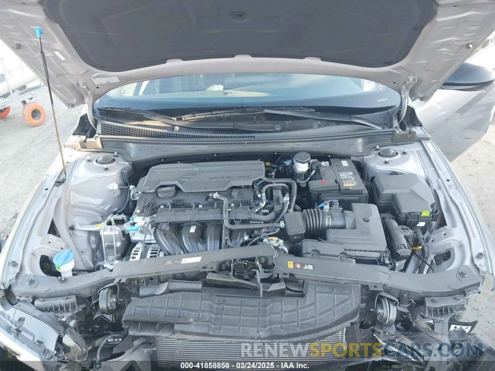 10 Photograph of a damaged car KMHLM4DGXSU905482 HYUNDAI ELANTRA 2025