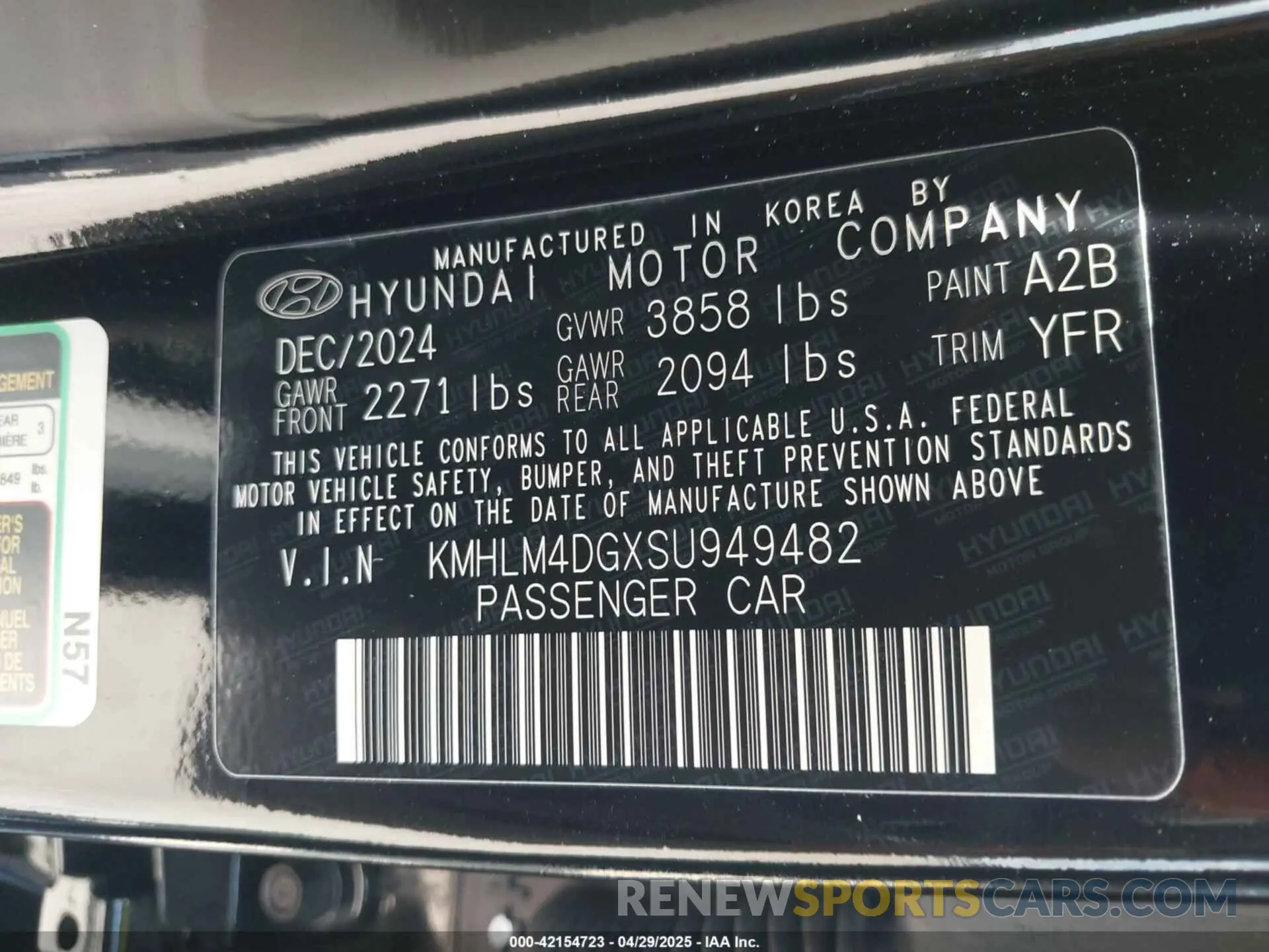 9 Photograph of a damaged car KMHLM4DGXSU949482 HYUNDAI ELANTRA 2025