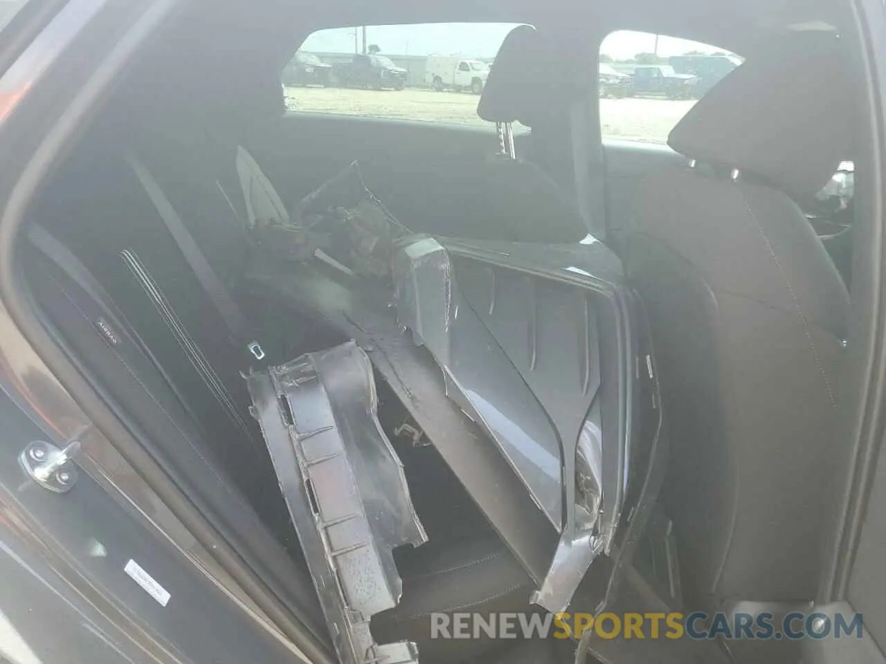 10 Photograph of a damaged car KMHLM4DGXSU978111 HYUNDAI ELANTRA 2025
