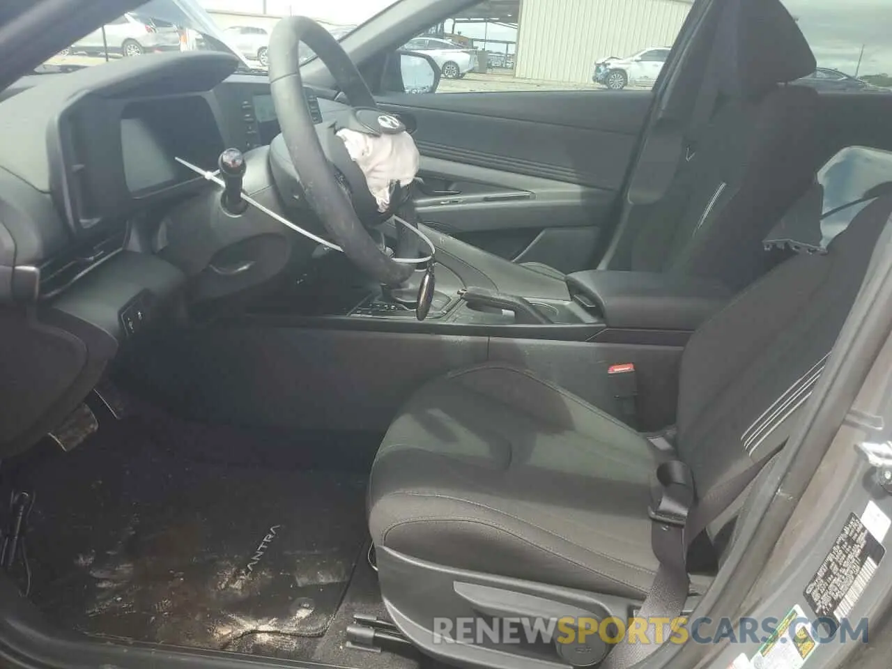 7 Photograph of a damaged car KMHLM4DGXSU978111 HYUNDAI ELANTRA 2025