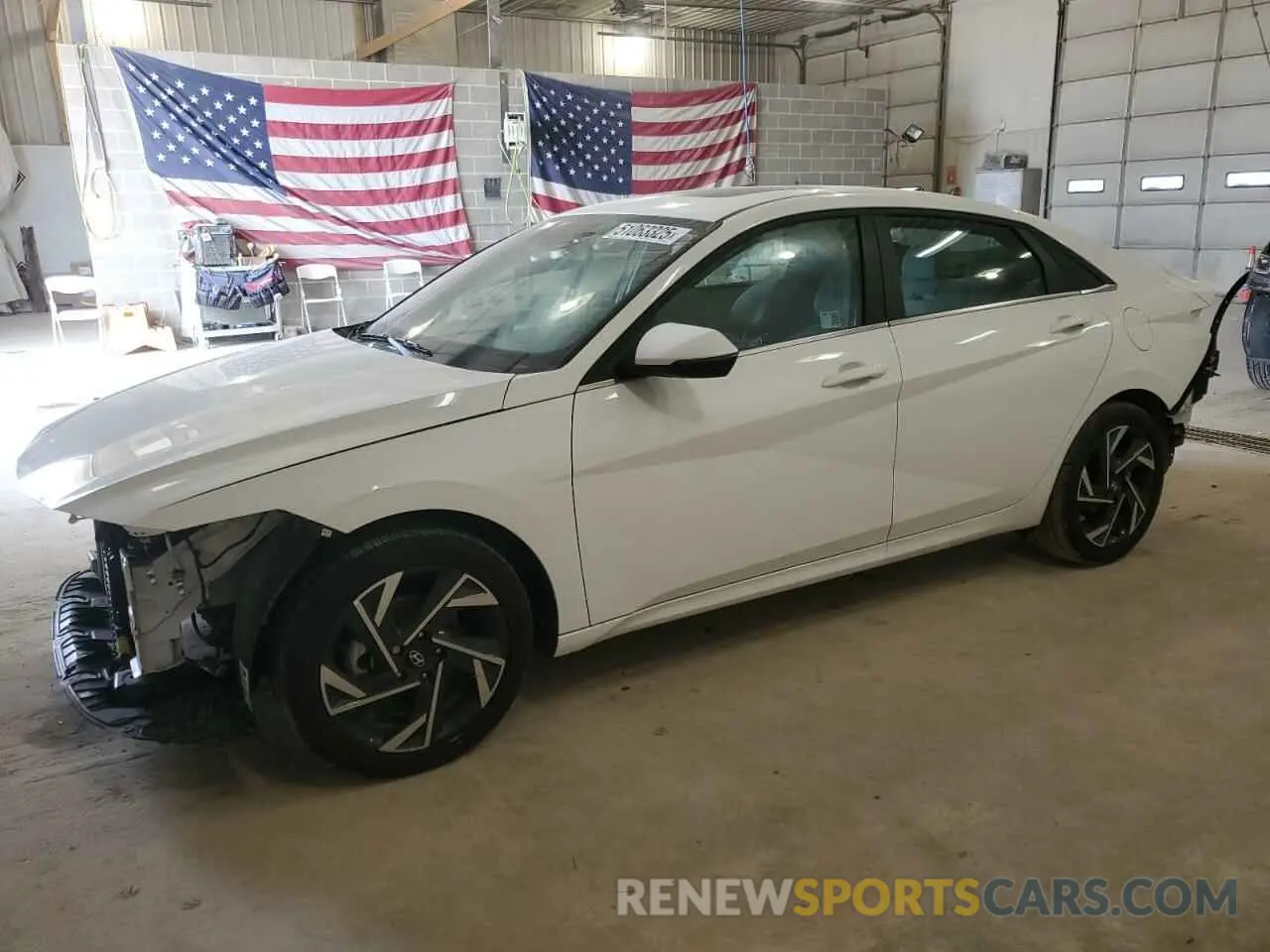 1 Photograph of a damaged car KMHLN4DJ4SU125373 HYUNDAI ELANTRA 2025