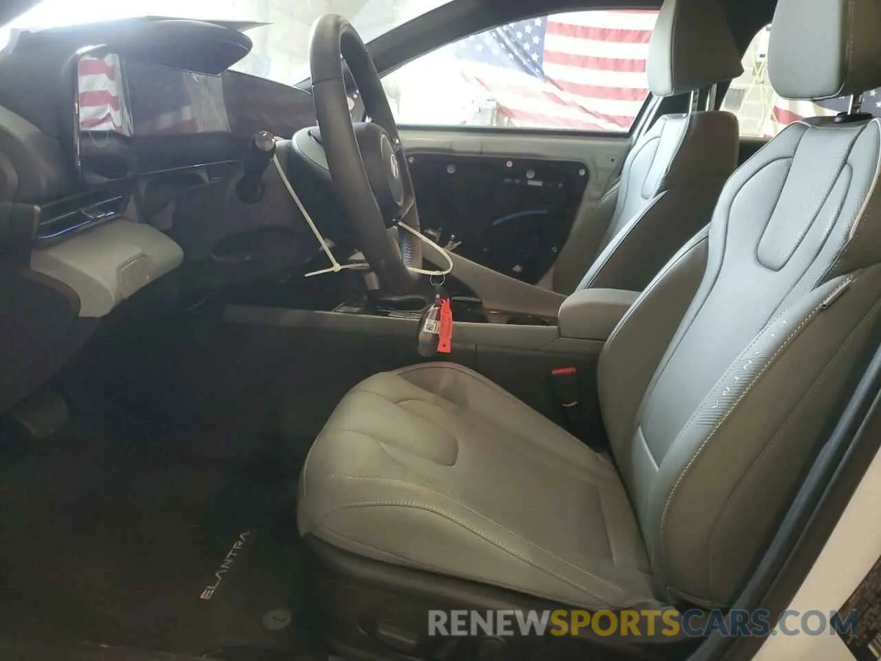 7 Photograph of a damaged car KMHLN4DJ4SU125373 HYUNDAI ELANTRA 2025