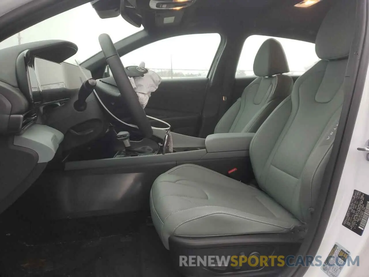 7 Photograph of a damaged car KMHLN4DJ5SU123860 HYUNDAI ELANTRA 2025