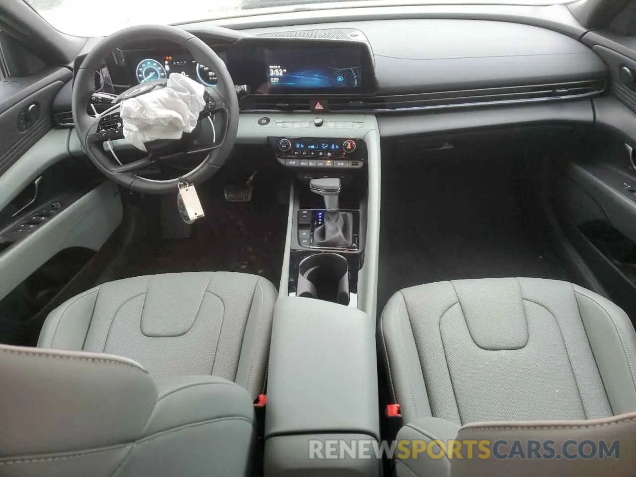 8 Photograph of a damaged car KMHLN4DJ5SU123860 HYUNDAI ELANTRA 2025