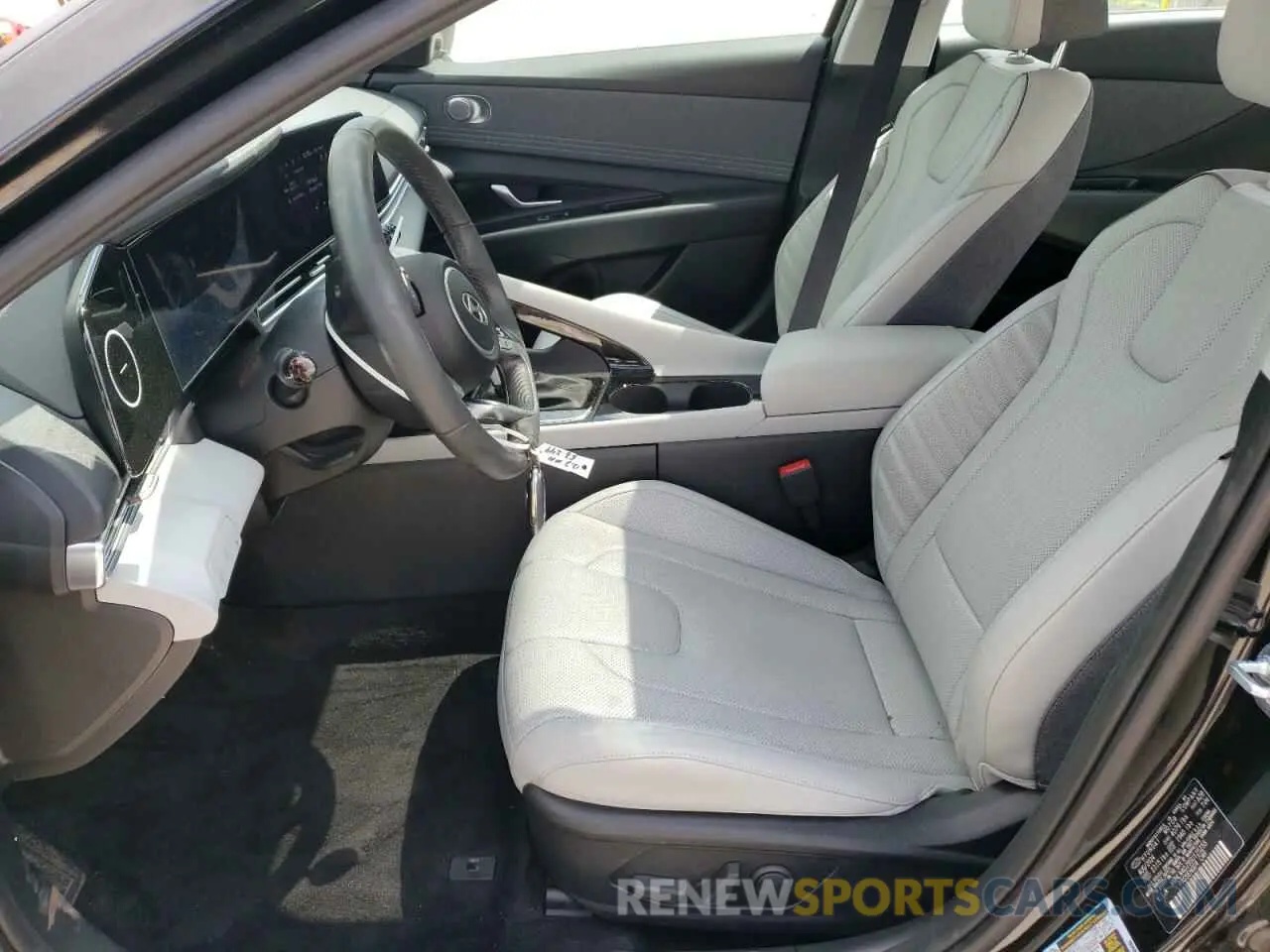 7 Photograph of a damaged car KMHLN4DJ9SU125255 HYUNDAI ELANTRA 2025