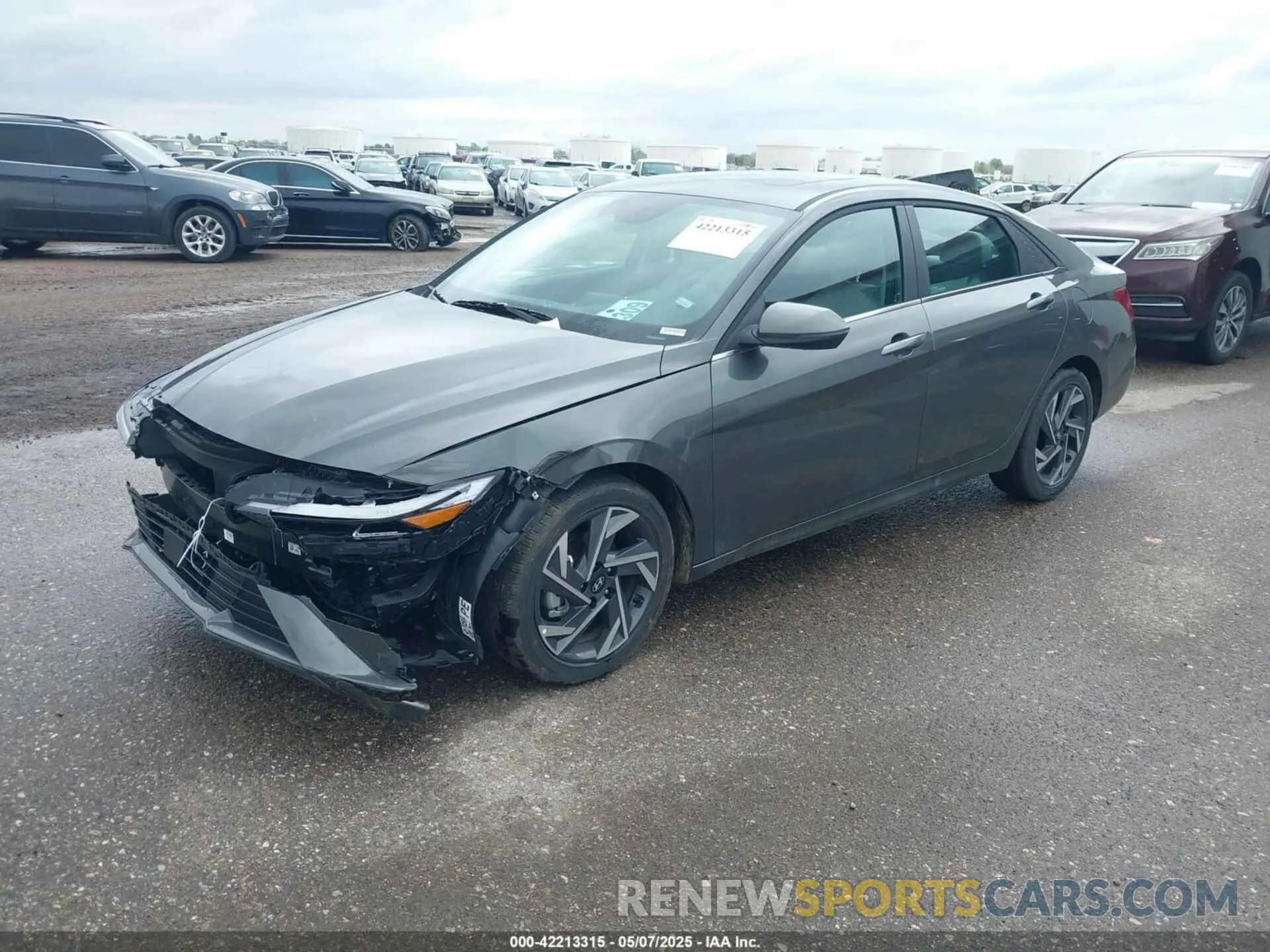 2 Photograph of a damaged car KMHLP4DG0SU910147 HYUNDAI ELANTRA 2025