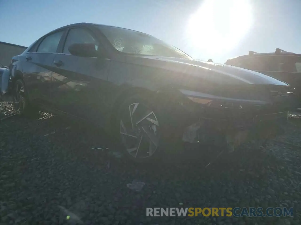 4 Photograph of a damaged car KMHLP4DG3SU869772 HYUNDAI ELANTRA 2025