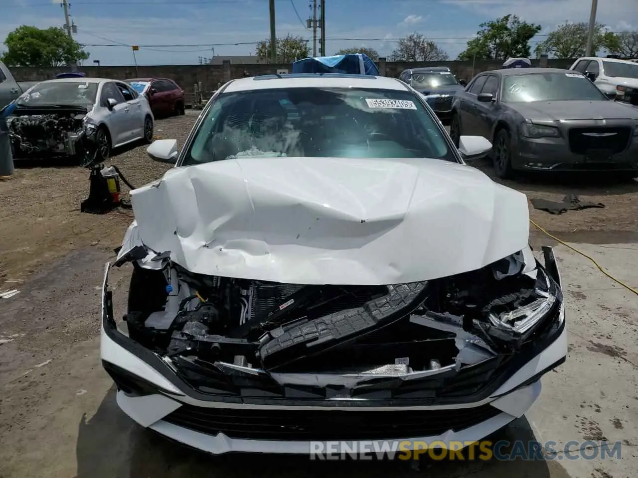 5 Photograph of a damaged car KMHLP4DG4SU924455 HYUNDAI ELANTRA 2025