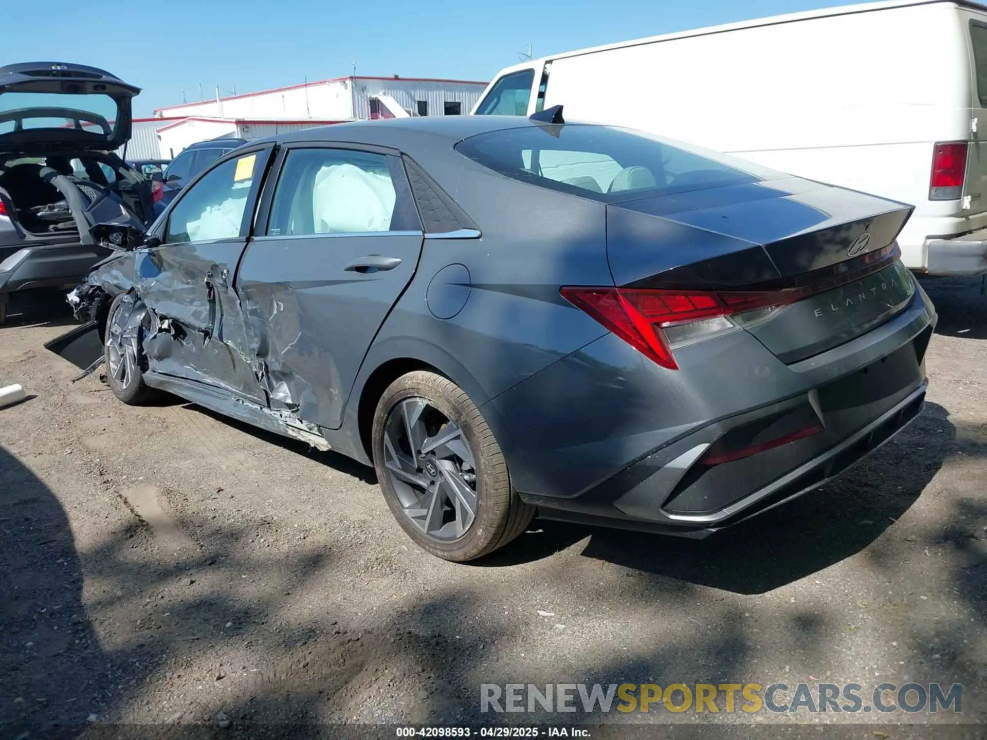 3 Photograph of a damaged car KMHLP4DG6SU957604 HYUNDAI ELANTRA 2025