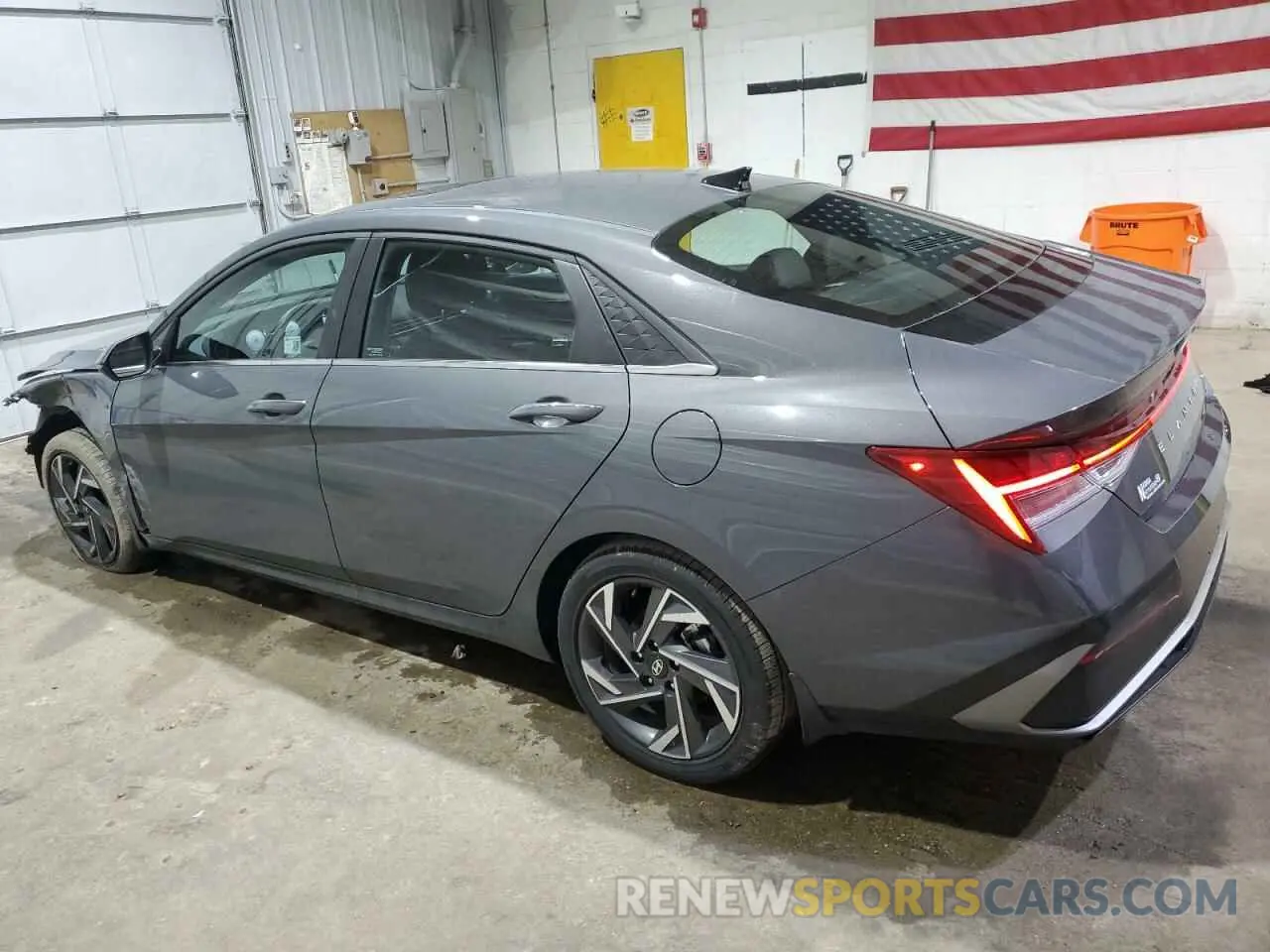 2 Photograph of a damaged car KMHLP4DG7SU908332 HYUNDAI ELANTRA 2025