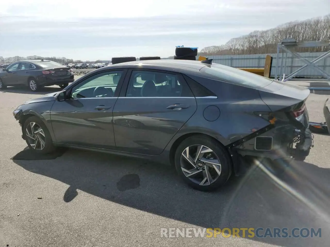 2 Photograph of a damaged car KMHLP4DG9SU908350 HYUNDAI ELANTRA 2025