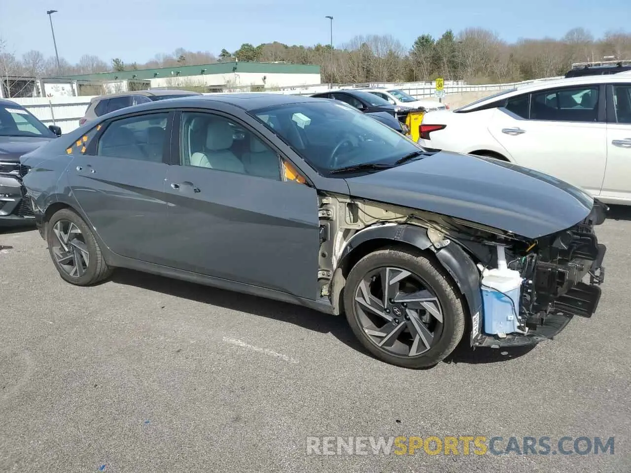 4 Photograph of a damaged car KMHLP4DG9SU908350 HYUNDAI ELANTRA 2025