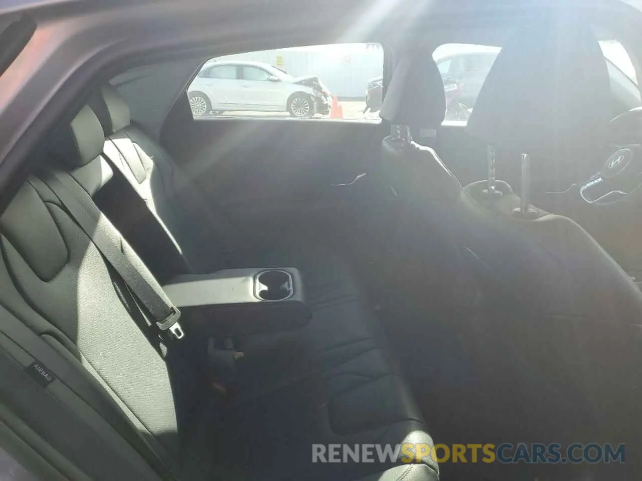 10 Photograph of a damaged car KMHLP4DG9SU942417 HYUNDAI ELANTRA 2025