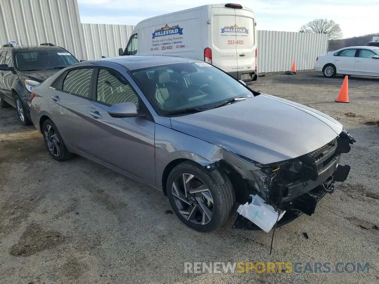 4 Photograph of a damaged car KMHLP4DG9SU942417 HYUNDAI ELANTRA 2025