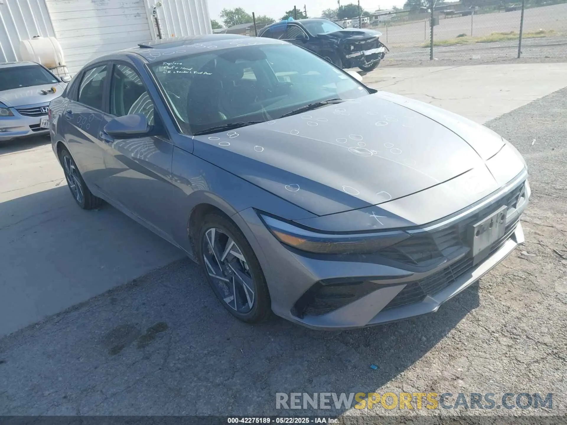 1 Photograph of a damaged car KMHLP4DG9SU957337 HYUNDAI ELANTRA 2025