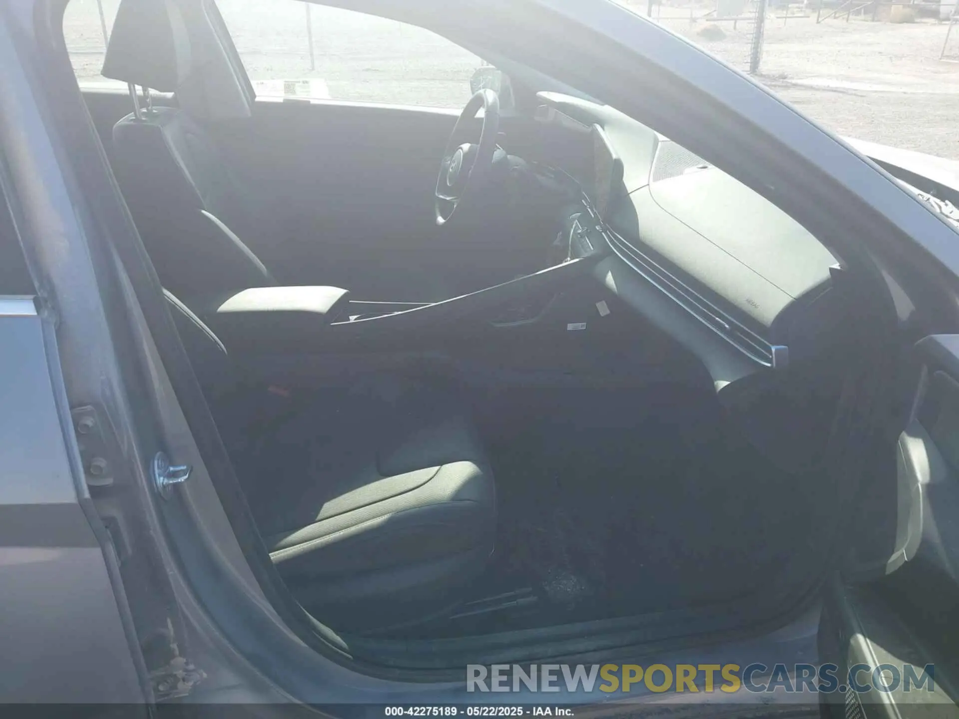 5 Photograph of a damaged car KMHLP4DG9SU957337 HYUNDAI ELANTRA 2025