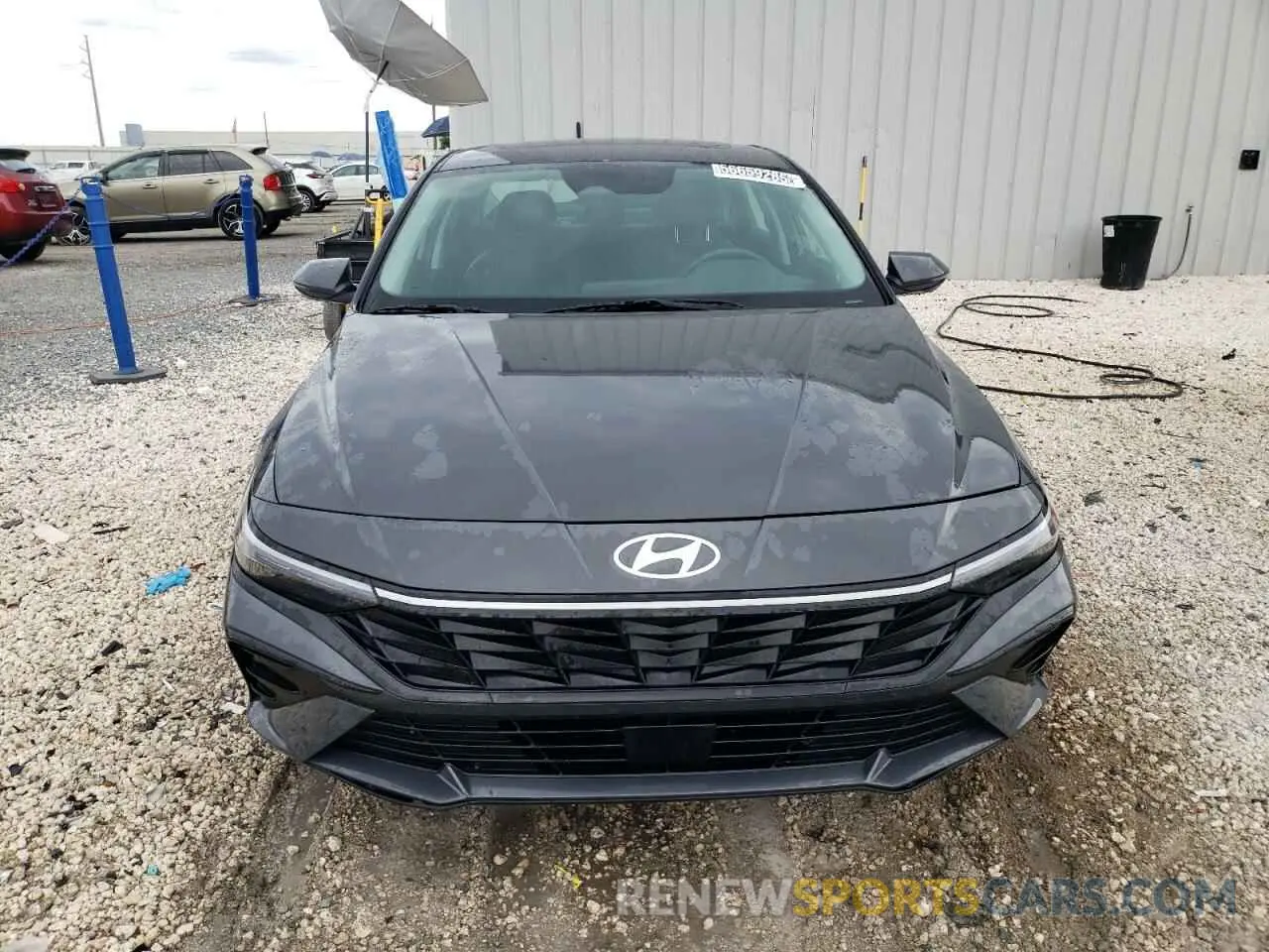 5 Photograph of a damaged car KMHLP4DGXSU864181 HYUNDAI ELANTRA 2025