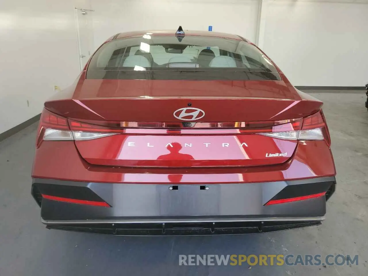 6 Photograph of a damaged car KMHLP4DGXSU891168 HYUNDAI ELANTRA 2025